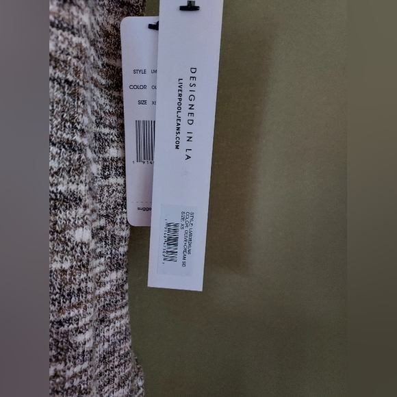 Liverpool Los Angeles Knit V-Neck Tank Top - Picture 4 of 7